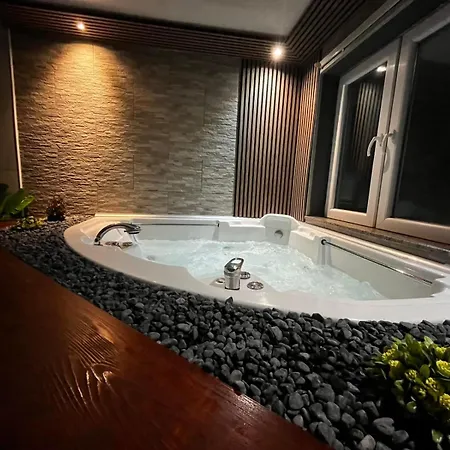 Royal Town- Luxury Jacuzzi * Jajce