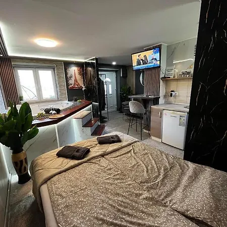 Royal Town- Luxury Jacuzzi Appartement Jajce