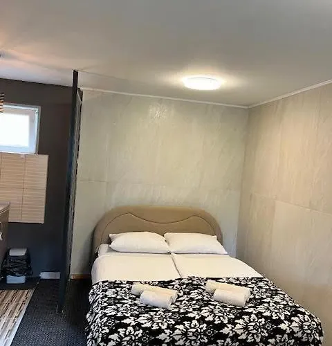 Royal Town- Luxury Jacuzzi Suite Daire Jajce